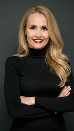 Енергийният сектор - между бурите, кабелите и алгоритмите