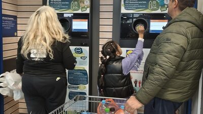 Държавата поиска системата за връщане на бутилки