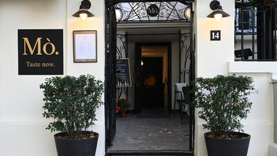 Ново място | Бистро "Mо" е за градските легенди от 90-те