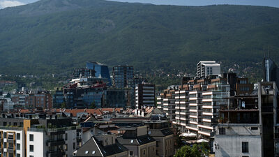 Лудост на пазара на жилища в София