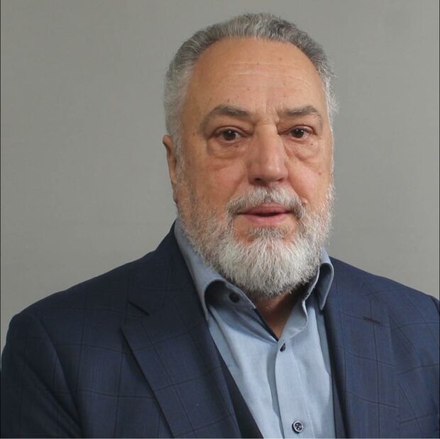 20 въпроса | Георги Пандуров, оперният певец, който ръководи Magic Gregorian Voices - "нещо повече от хор"