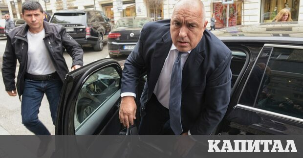 Сега се лигави една като обяснява за кученцето и газта