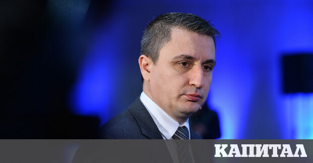 Когато в края на 2021 г за енергиен министър в