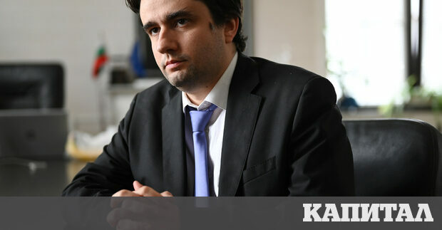 Бившият министър на електронното управление и настоящ депутат от Демократична