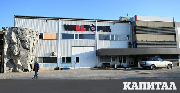 Производителите на стени за катерене Уолтопия и на хватки Композит