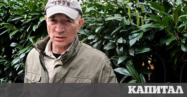 Чрез писането ми се удава да подредя света защото хаосът