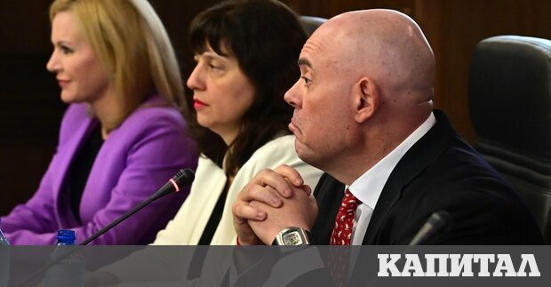 След като две седмици главният прокурор Иван Гешев даваше пресконференции