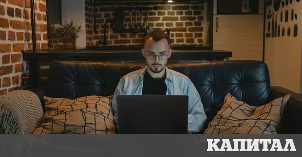 В ход е постепенна обратна миграция от Zoom към конферентната