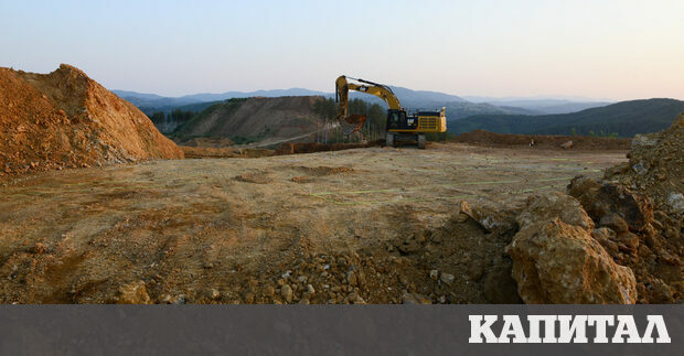 В златодобивната Дънди прешъс металс работят 290 души почти всички