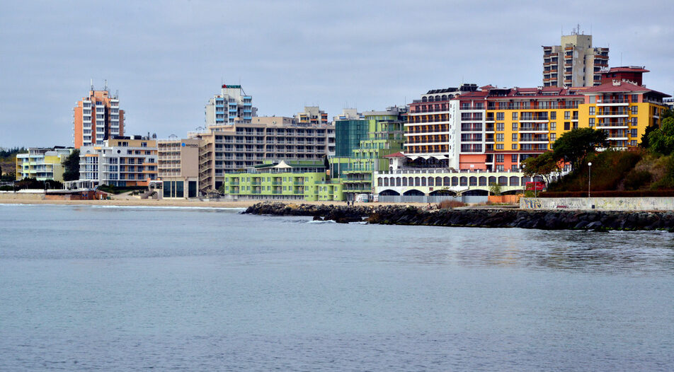 Несебър започва годината ударно с двойно повече сделки в сравнение с 2021 г.