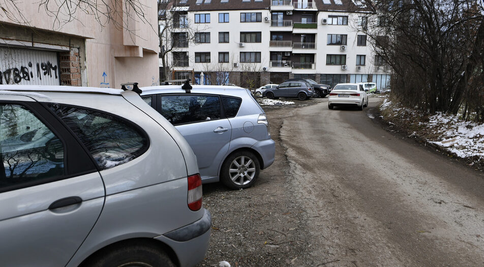Децентрализацията би помогнала за осъществяването на инвестиции в нови улици и тротоари в т. нар. "нови квартали"