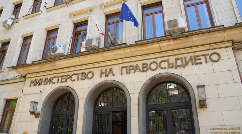 Защо е нужен законът за личния фалит, който пак е на дневен ред